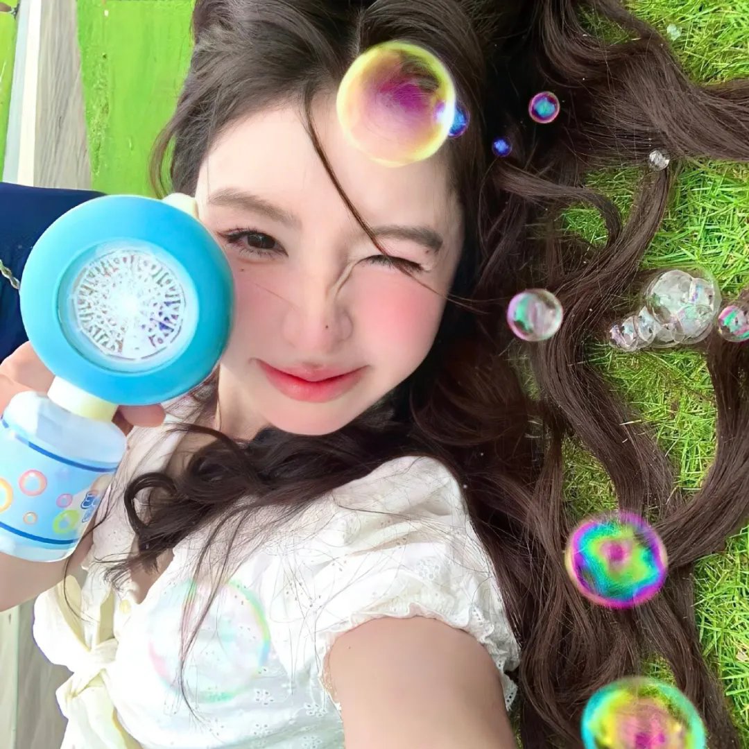 沙漠玫瑰 封面